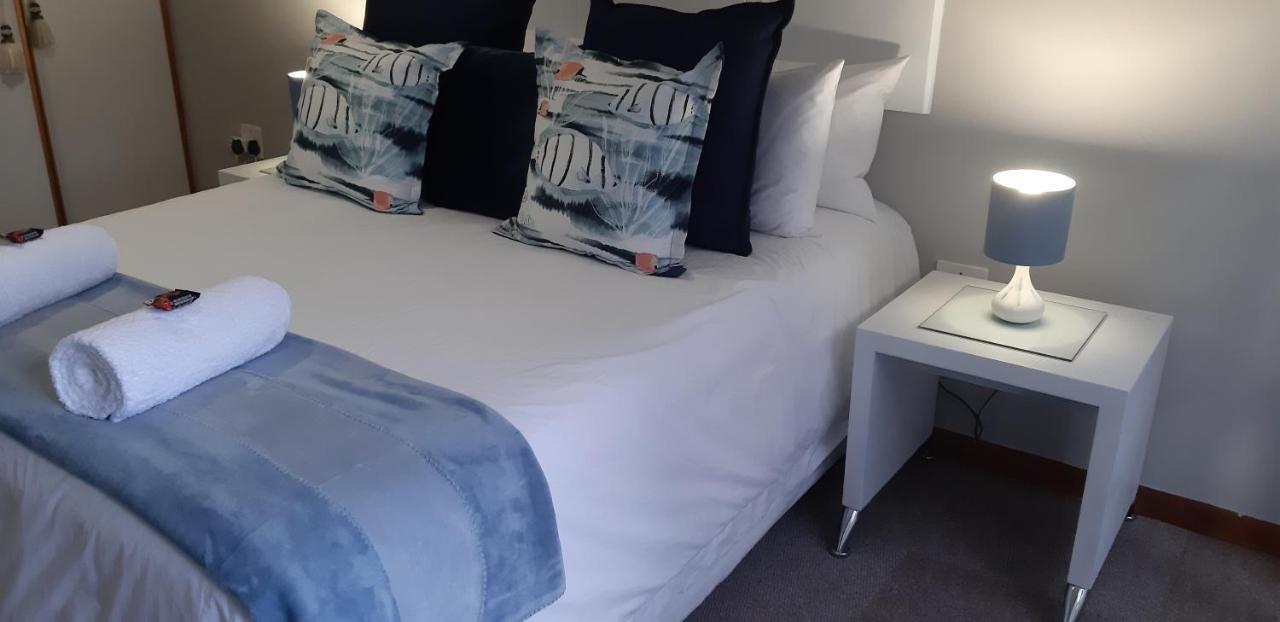 Shark Cove Little Cottage Kleinbaai Exterior photo